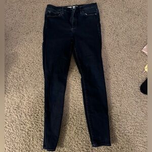 Very Dark Wash Gap Jeans True Skinny Super High Rise W28